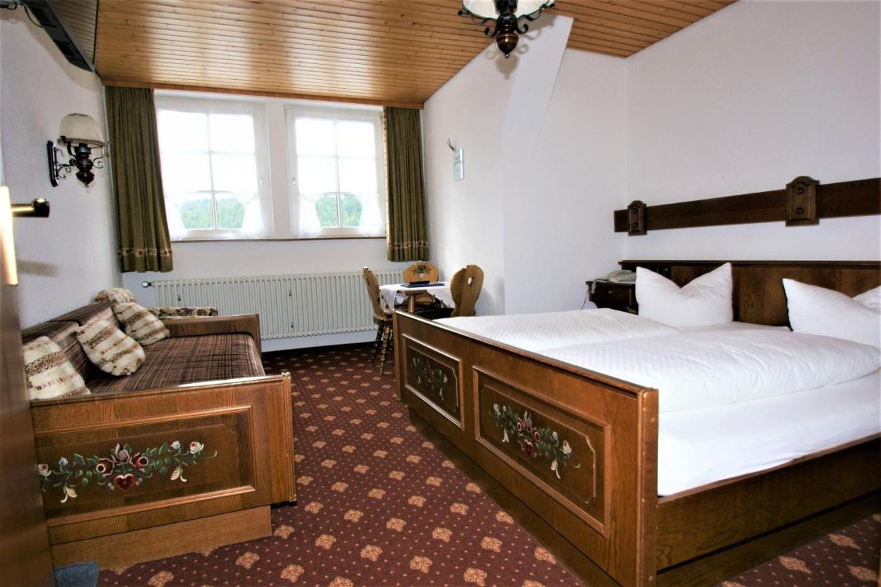 Zur Traube Schwarzwaldhotel & Restaurant Am Titisee Sankt Märgen Kültér fotó