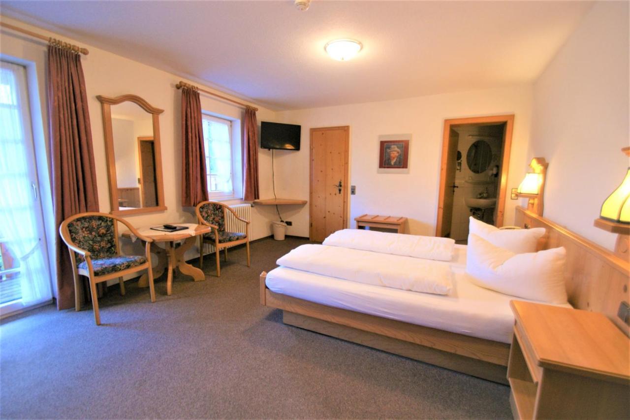 Zur Traube Schwarzwaldhotel & Restaurant Am Titisee Sankt Märgen Kültér fotó