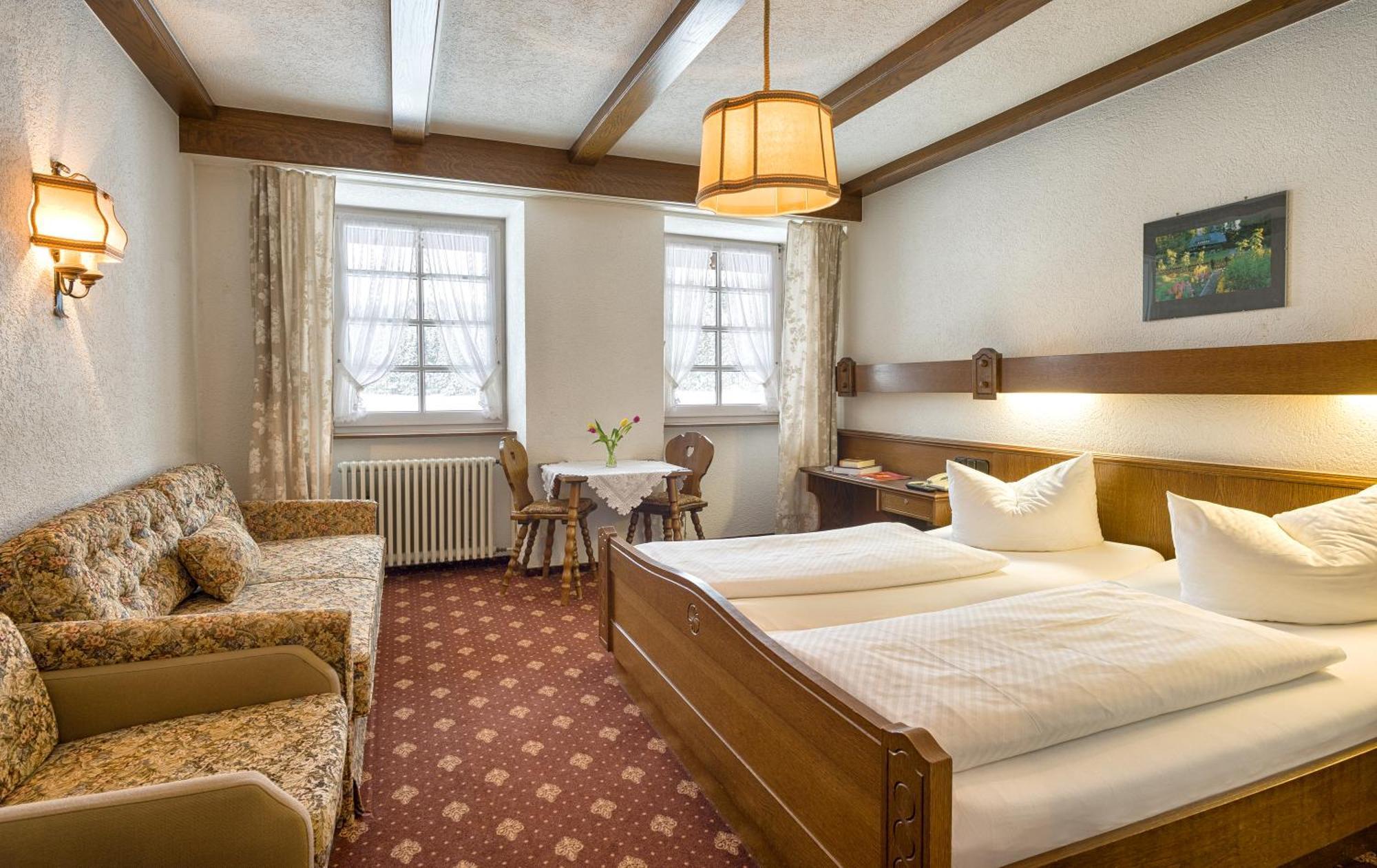 Zur Traube Schwarzwaldhotel & Restaurant Am Titisee Sankt Märgen Kültér fotó